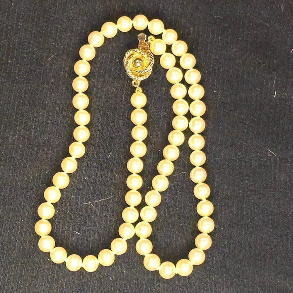 Vintage Faux Pearl Strand Necklace Gold Tone Filigree Box Clasp 17 Inch Creamy